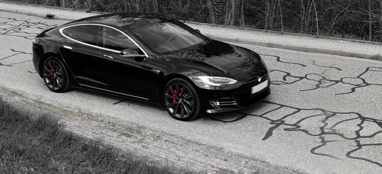 Rent a Tesla Model S in Stuttgart
