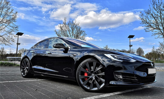 Rent a Tesla Model S in Stuttgart