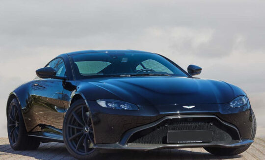 Rent an Aston Martin New Vantage in Frankfurt
