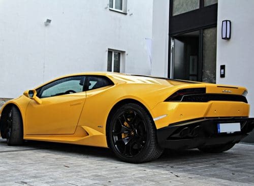 Lamborghini Huracan voucher 1 day rental