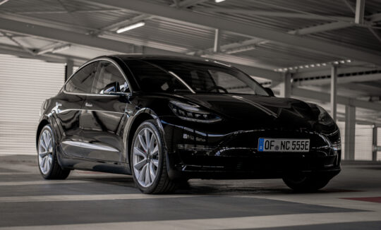 Rent a Tesla Model 3 Performance in Frankfurt