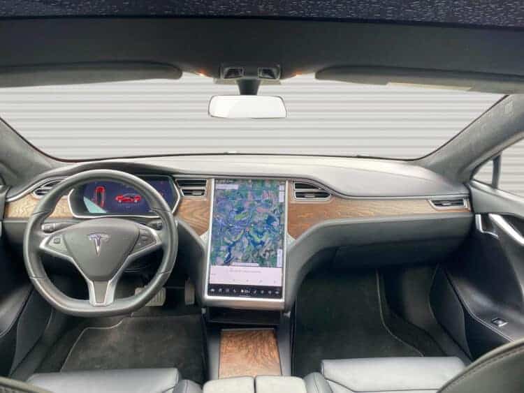 Tesla Model S in Dresden