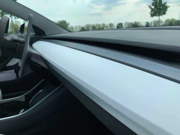 Rent a Tesla Model 3 Standard Plus in Berlin