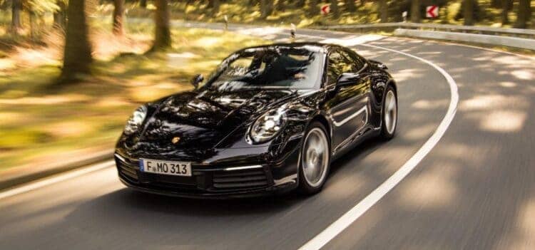 Rent a Porsche 911 Carrera in Frankfurt
