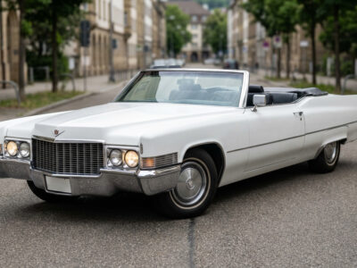 Rent a CADILLAC de Ville 1970 in Stuttgart hero