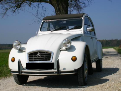 Rent Citroen 2CV classic car in Munich