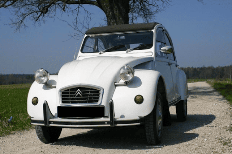 Rent Citroen 2CV classic car in Munich