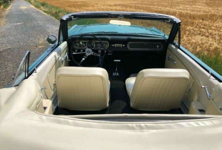 Rent a Classic Ford Mustang in Frankfurt