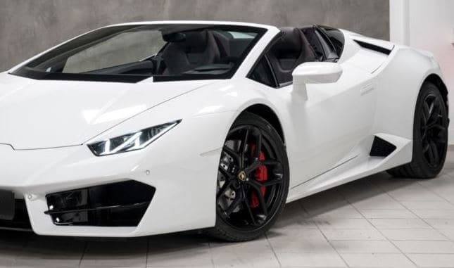 Rent a Lamborghini Huracan Spyder in Frankfurt