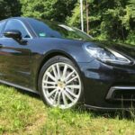 Rent a Porsche Panamera 4S in Frankfurt