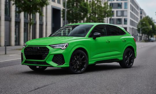 Rent an Audi RSQ3 in Stuttgart Hero