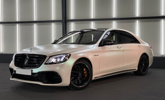 Rent a Mercedes S63 AMG in Bremen