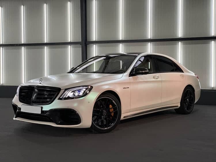 Rent a Mercedes S63 AMG in Bremen