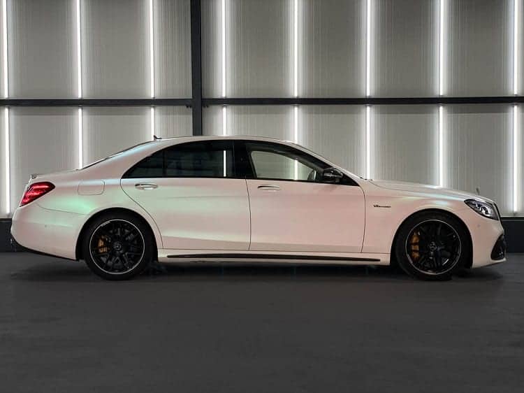 Rent a Mercedes S63 AMG in Bremen
