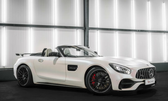 Rent a Mercedes AMG GT-C Roadster in Bremen