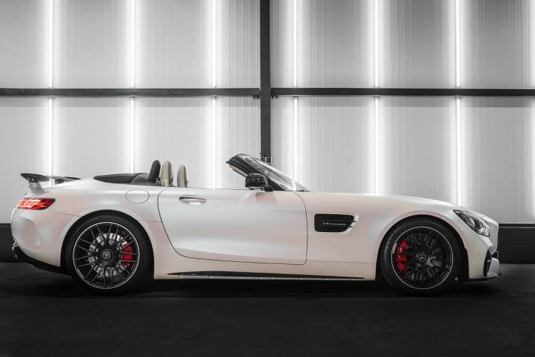 Rent a Mercedes AMG GT-C Roadster in Bremen