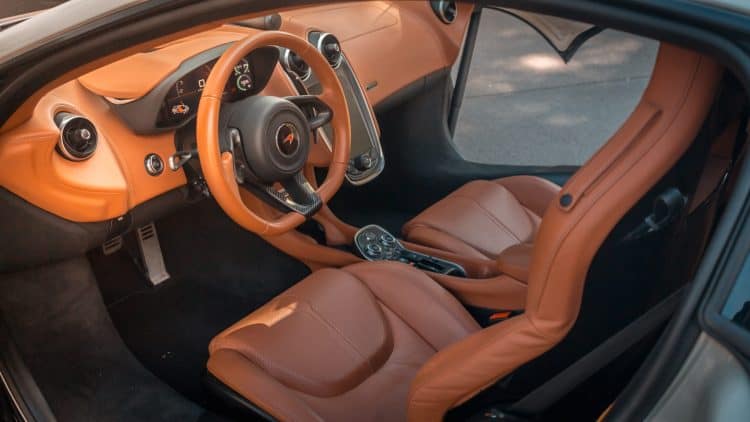 Rent a McLaren 570 GT in Berlin