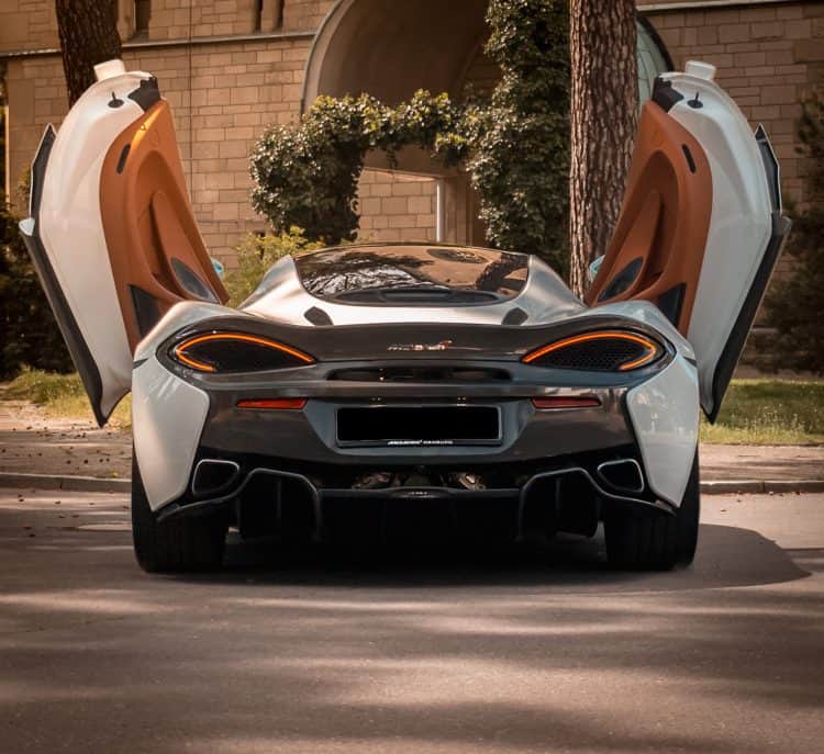 Rent a McLaren 570 GT in Berlin