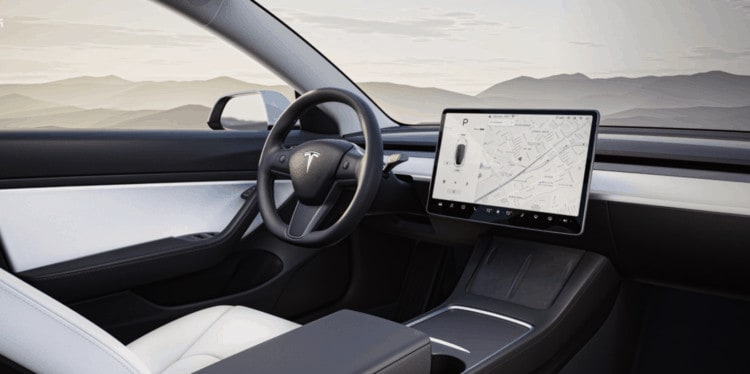 Rent a Tesla Model 3 Performance Plus in Frankfurt