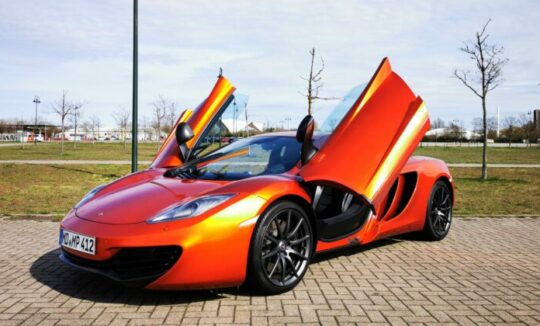 Rent a McLaren MP4-12C in Magdeburg
