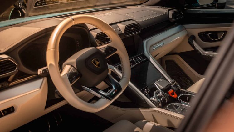 Rent a Lamborghini Urus in Berlin