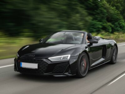 Audi R8 V10 Performance Spyder in Bielefeld Hero
