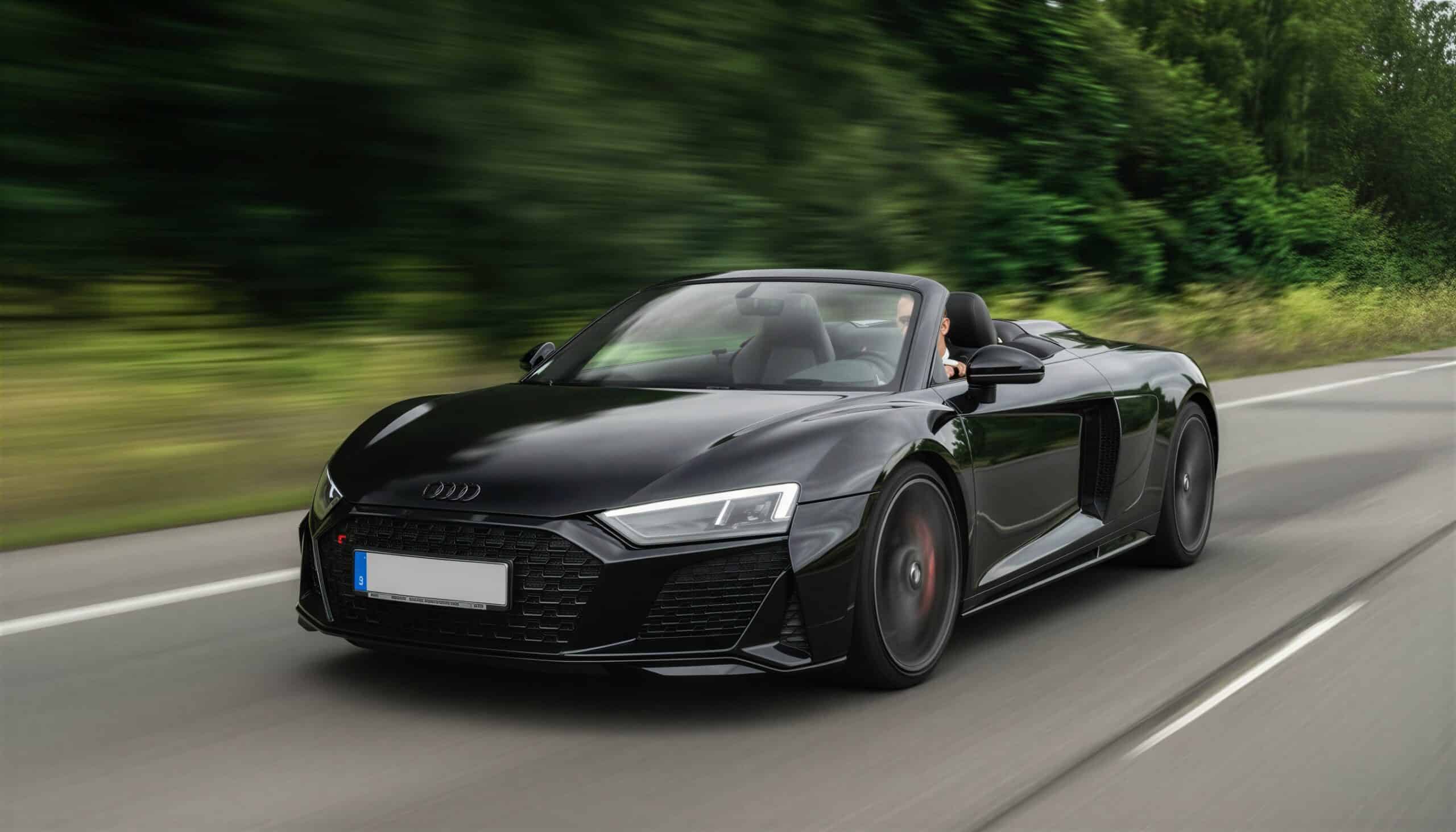 Audi R8 V10 Performance Spyder in Bielefeld Hero