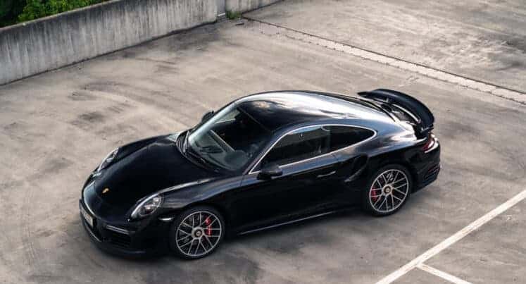 Rent a Porsche 911 Turbo in Stuttgart