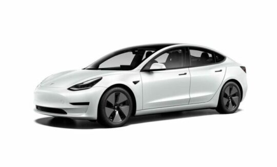 Rent a Tesla Model 3 in Munich