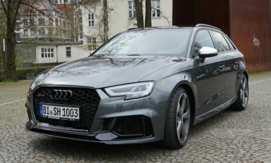 Rent an Audi RS3 in Bielefeld