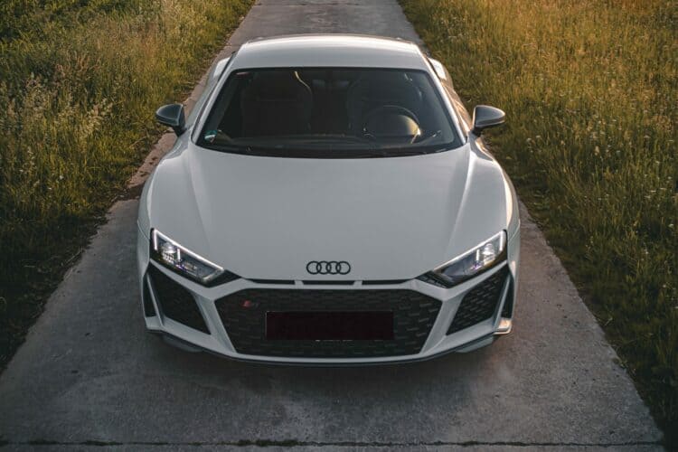 Rent an Audi R8 V10 Performance in Munich