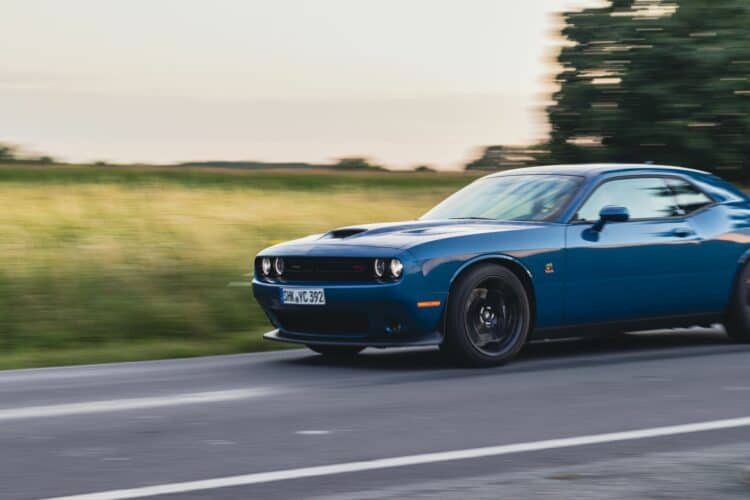 Rent a Dodge Challenger SRT-8 in Berlin