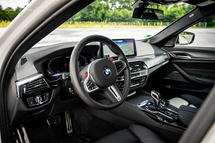 Rent a BMW M5 Competition in Paderborn