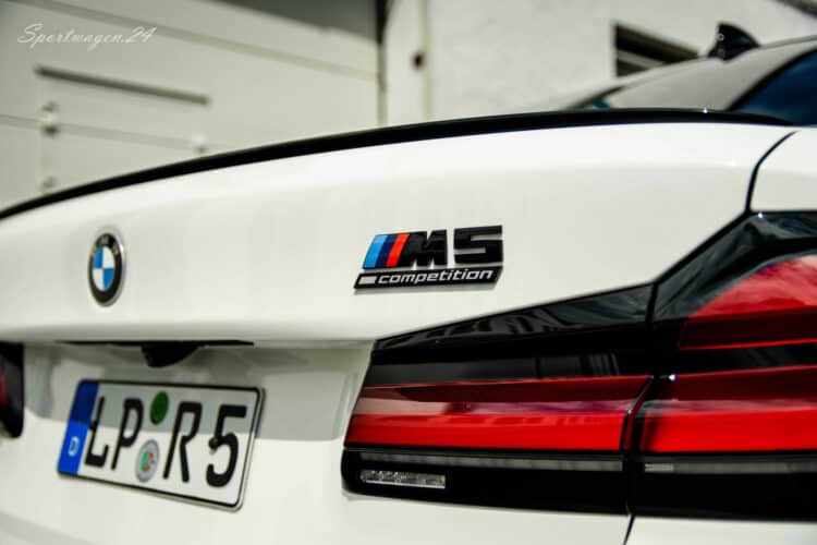 Rent a BMW M5 Competition in Paderborn