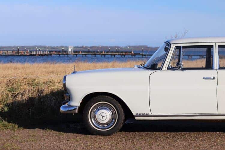 Rent a Mercedes 200 D in Flensburg