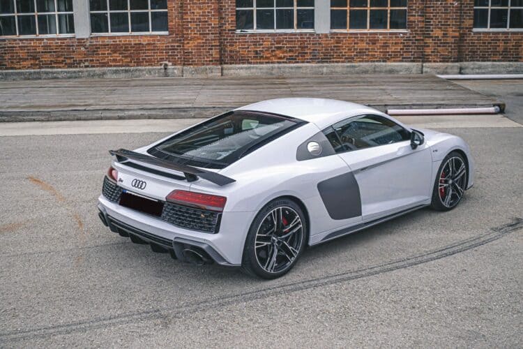 Rent an Audi R8 V10 Performance in Munich