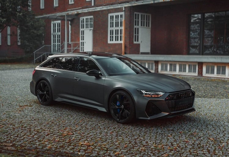 Rent an Audi RS6 C8 Avant in Bielefeld
