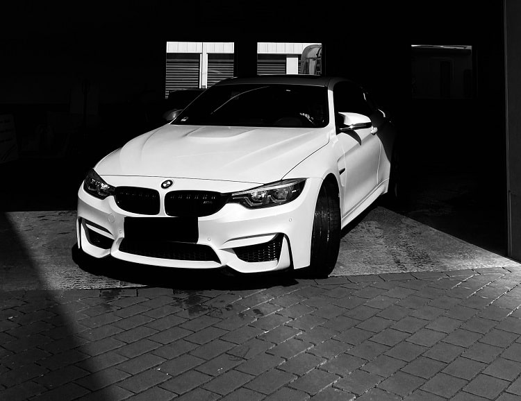 Rent a BMW M4 in Giessen