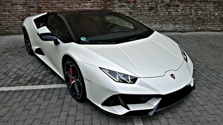 Rent a Lamborghini Huracan Evo in Dortmund