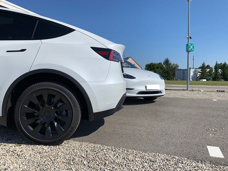 Rent a Tesla Model Y in Stuttgart