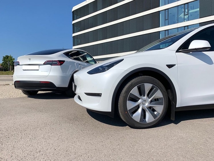 Rent a Tesla Model Y in Stuttgart