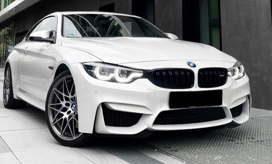 Rent a BMW M4 in Giessen