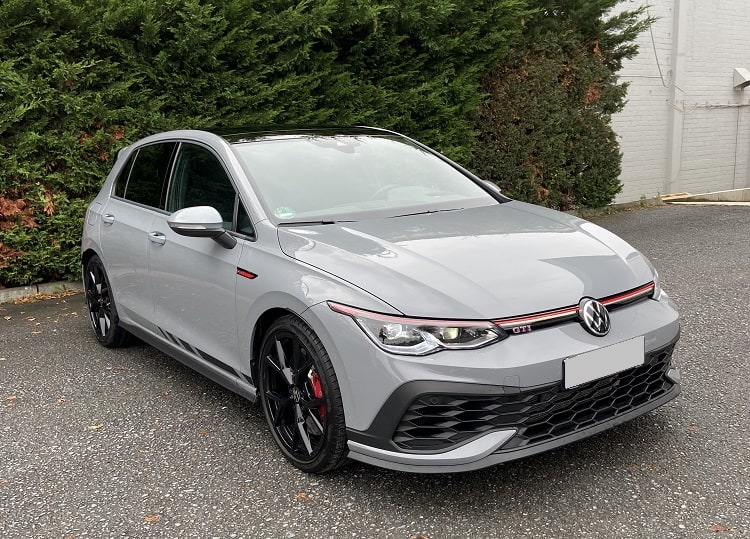 Rent a VW Golf 8 GTI Clubsport in Hamm