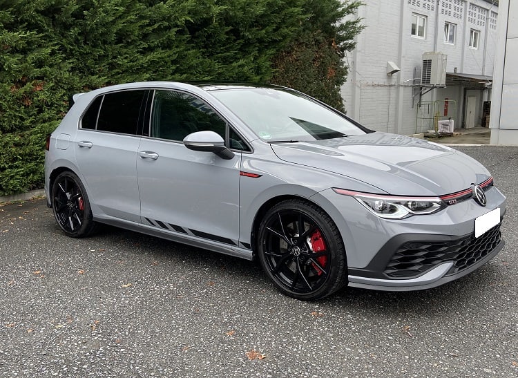 Rent a VW Golf 8 GTI Clubsport in Hamm