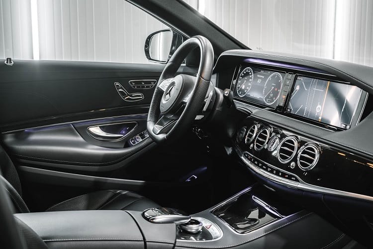 Rent a Mercedes-Benz S350 AMG in Bremen