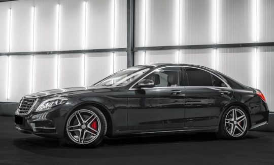 Rent a Mercedes-Benz S350 AMG in Bremen