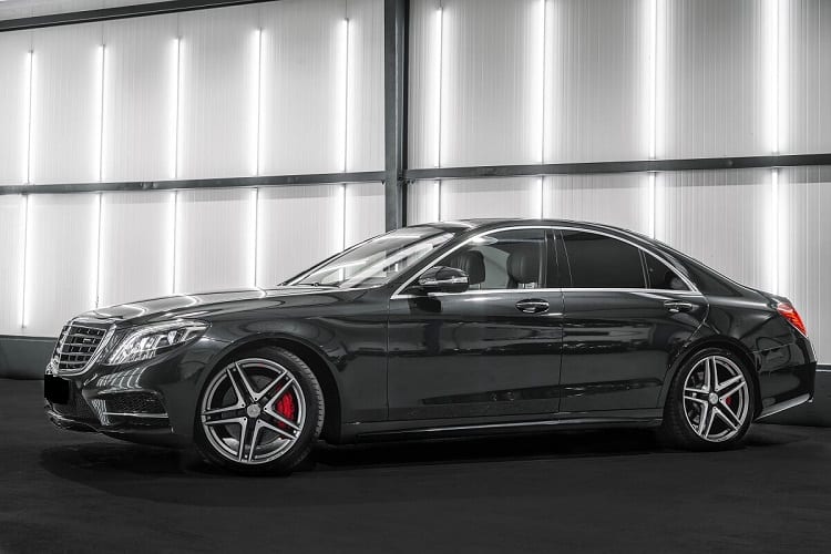 Rent a Mercedes-Benz S350 AMG in Bremen