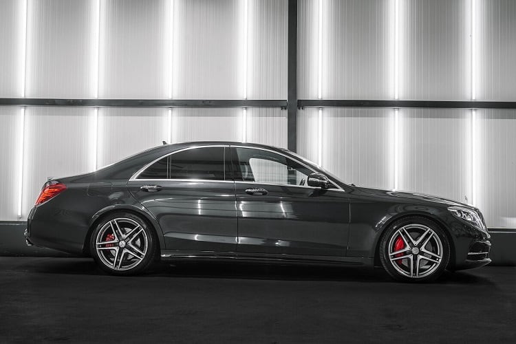 Rent a Mercedes-Benz S350 AMG in Bremen