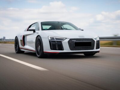 Audi R8 V10 in Greifswald Hero