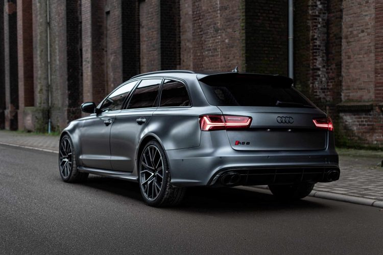 Rent an Audi RS6 Performance in Dortmund